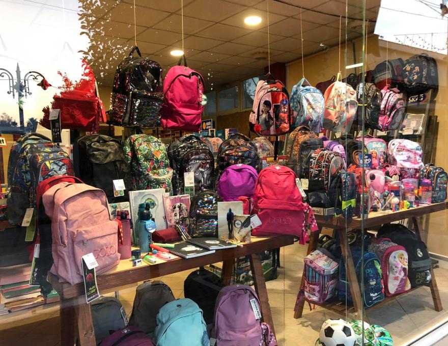 ΒΙΒΛΙΟΓNΩΣΗ4