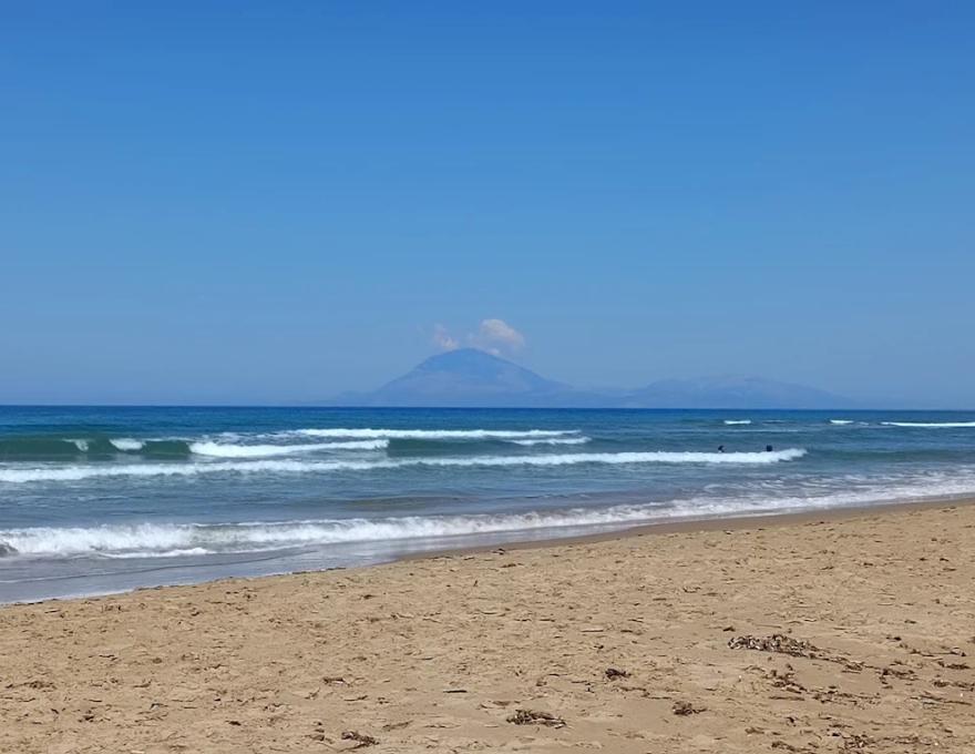 ΠΑΡΑΛΙΑ ΛΟΥΤΡΑ ΚΥΛΛΗΝΗΣ1