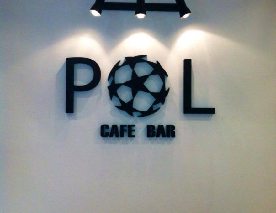 POL CAFÉ0